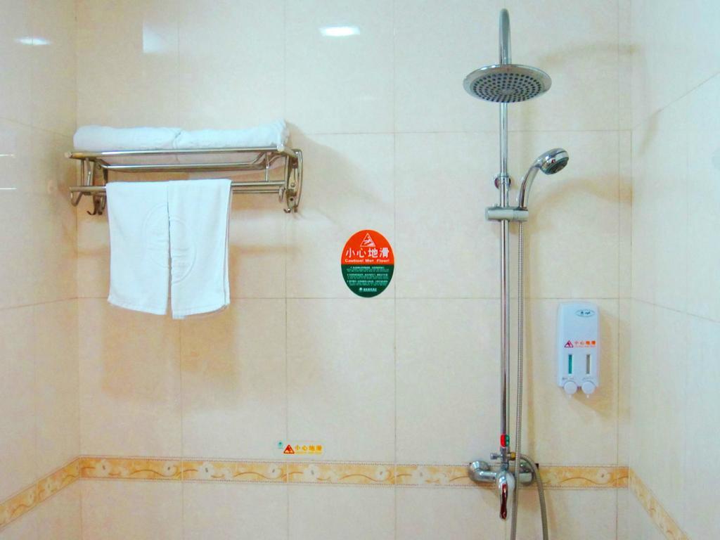 Greentree Inn Shanghai Zhongshan Hutai Hotel Luaran gambar